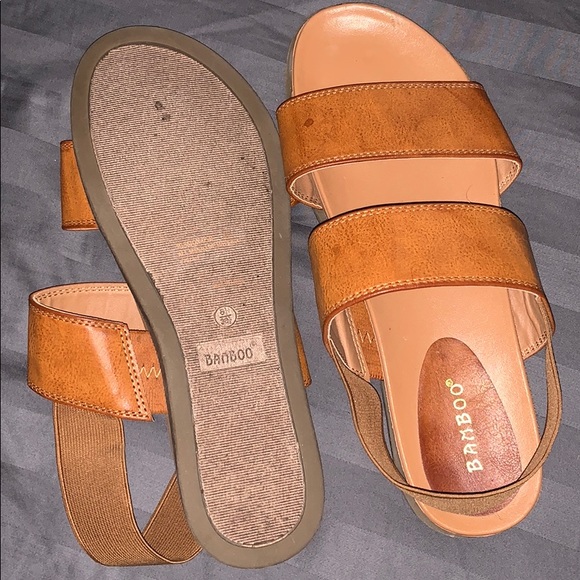 Sandles - Picture 2 of 2